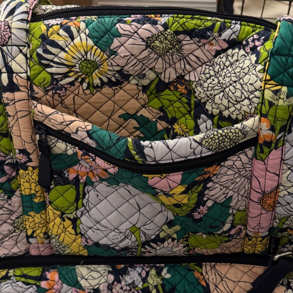 Vera Bradley Multicolor Floral Quilted Travel Bag - Picture 9 of 9